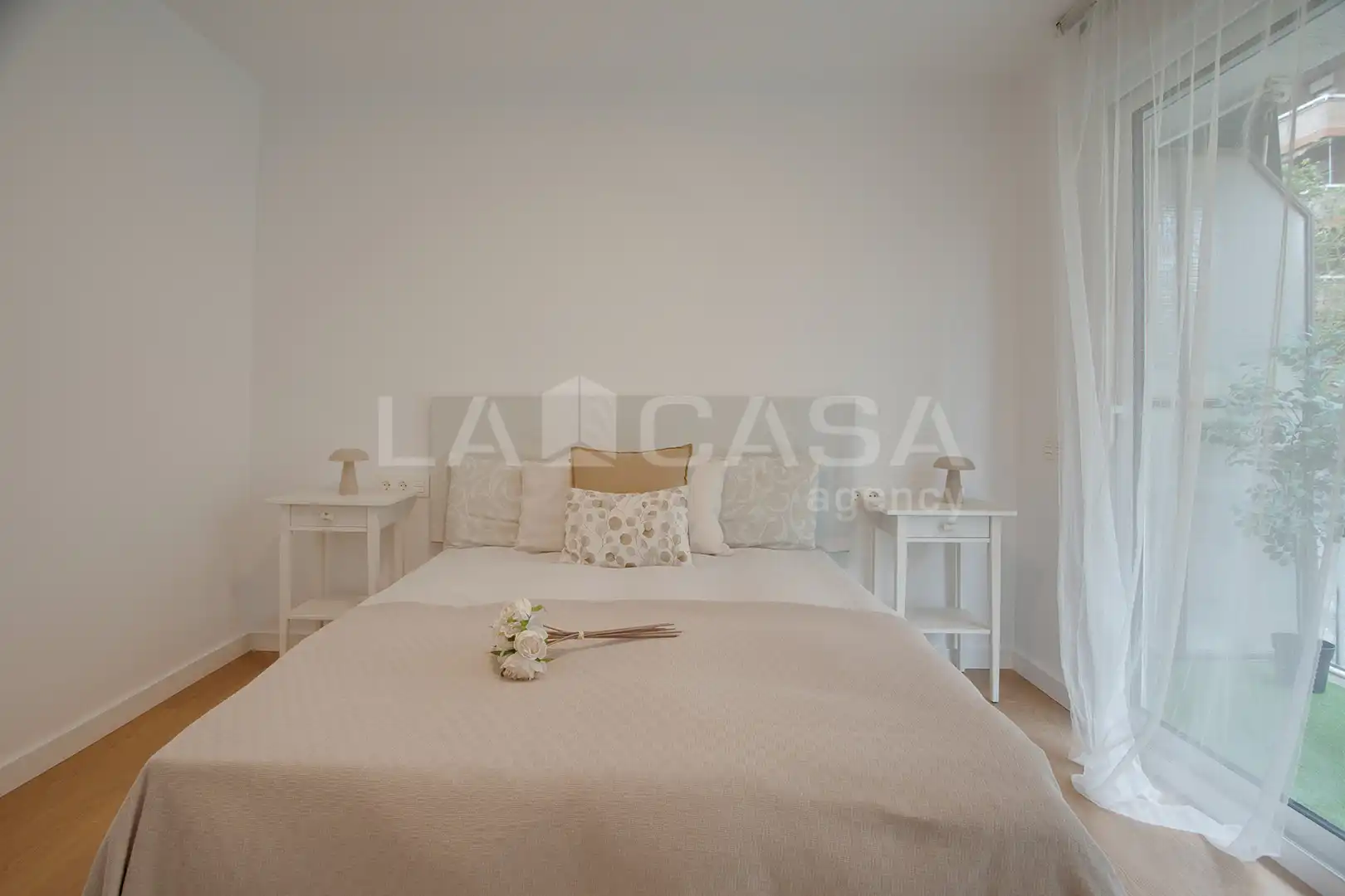 Schlafzimmer von Wohnung zum Verkauf in Barcelona mit Heizung und Balkon