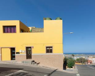 Exterior view of Flat for sale in Gáldar  with Terrace and Storage room