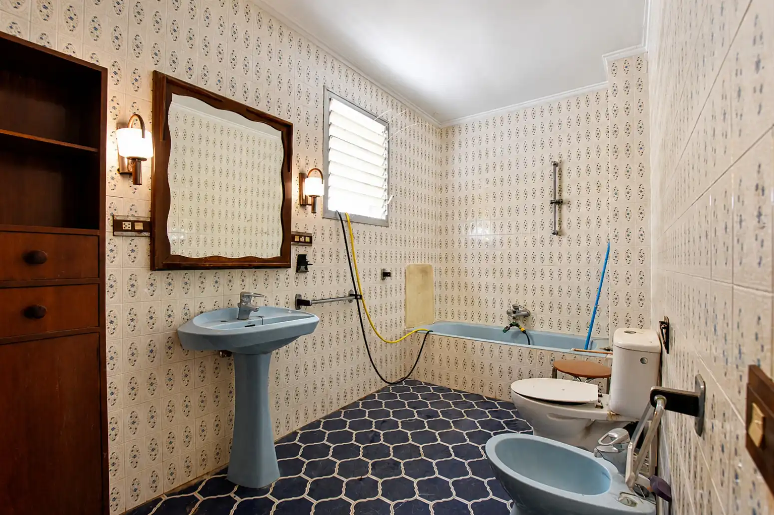 Bathroom of Houses for sale in Foios  with Terrace and Storage room