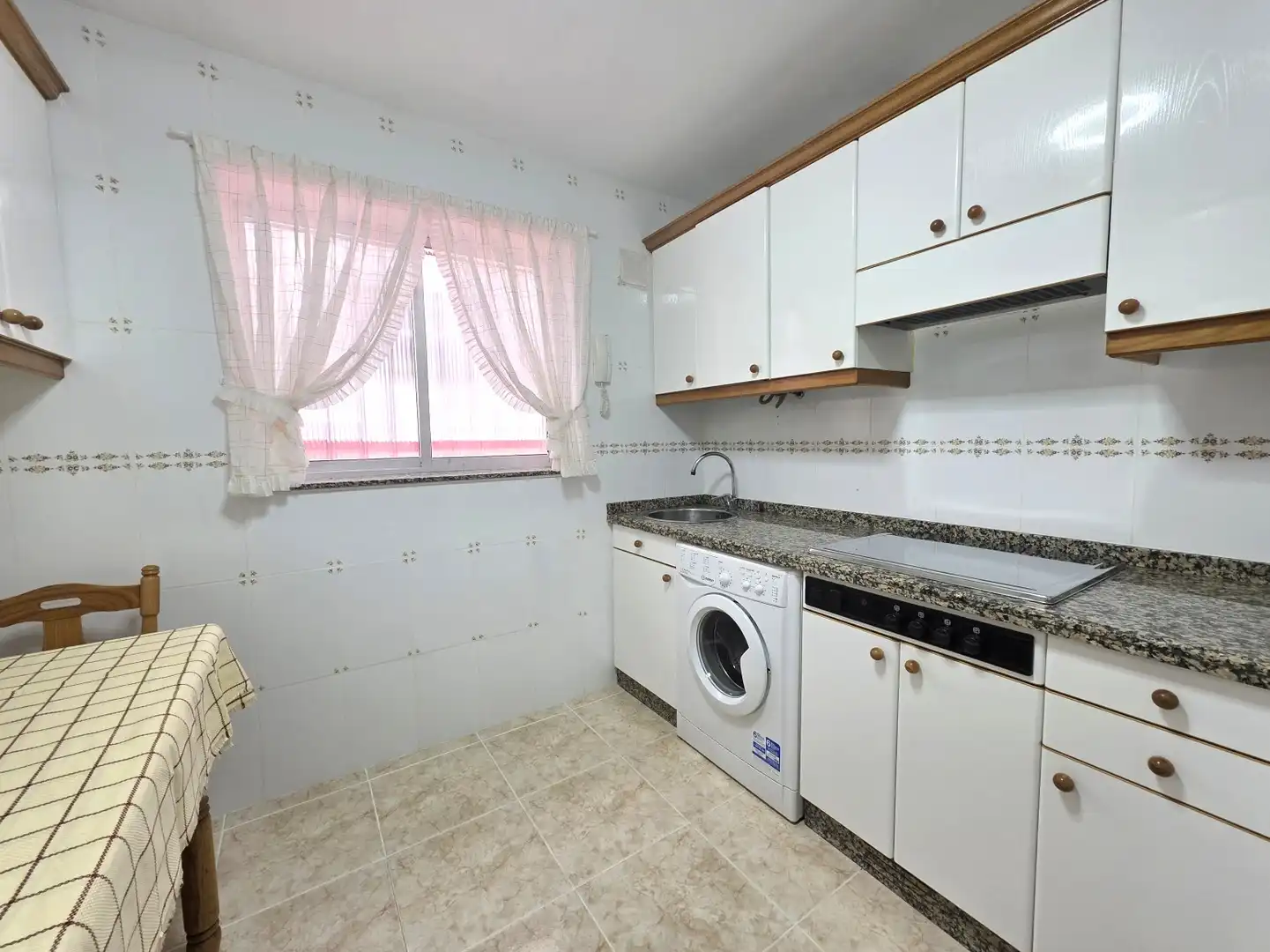 Kitchen of Flat for sale in Oviedo 