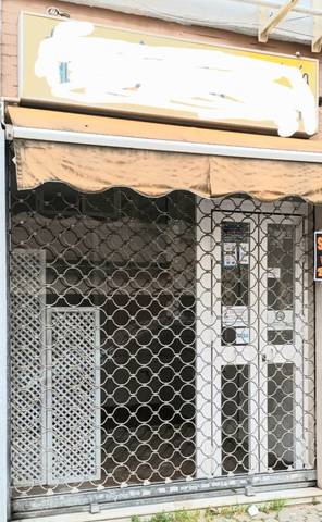 Local comercial en Alquiler en Calle Maestro Arrieta en Triana Oeste