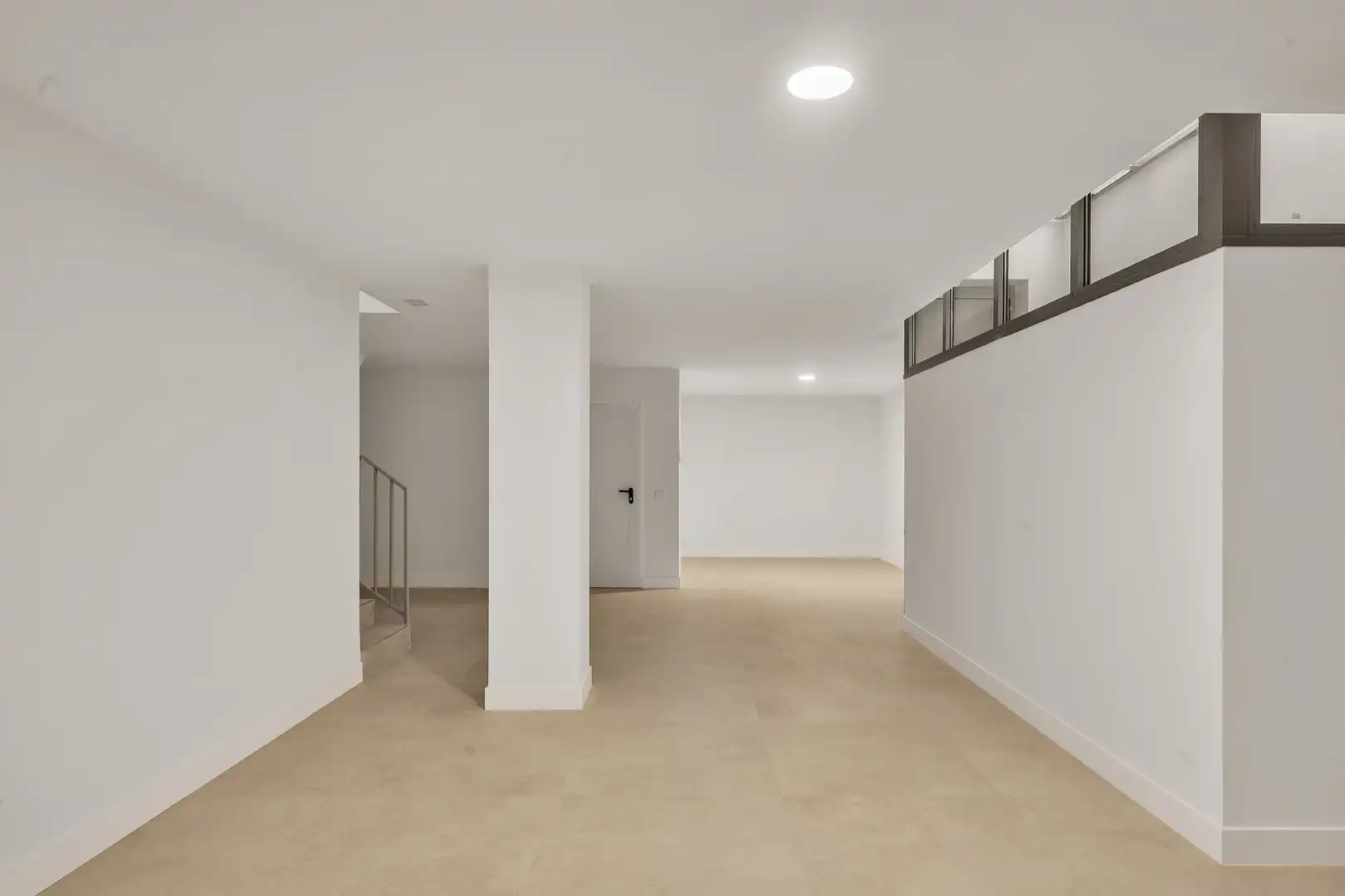 Ground floor for sale in Marbella  with Air Conditioner, Private garden and Terrace