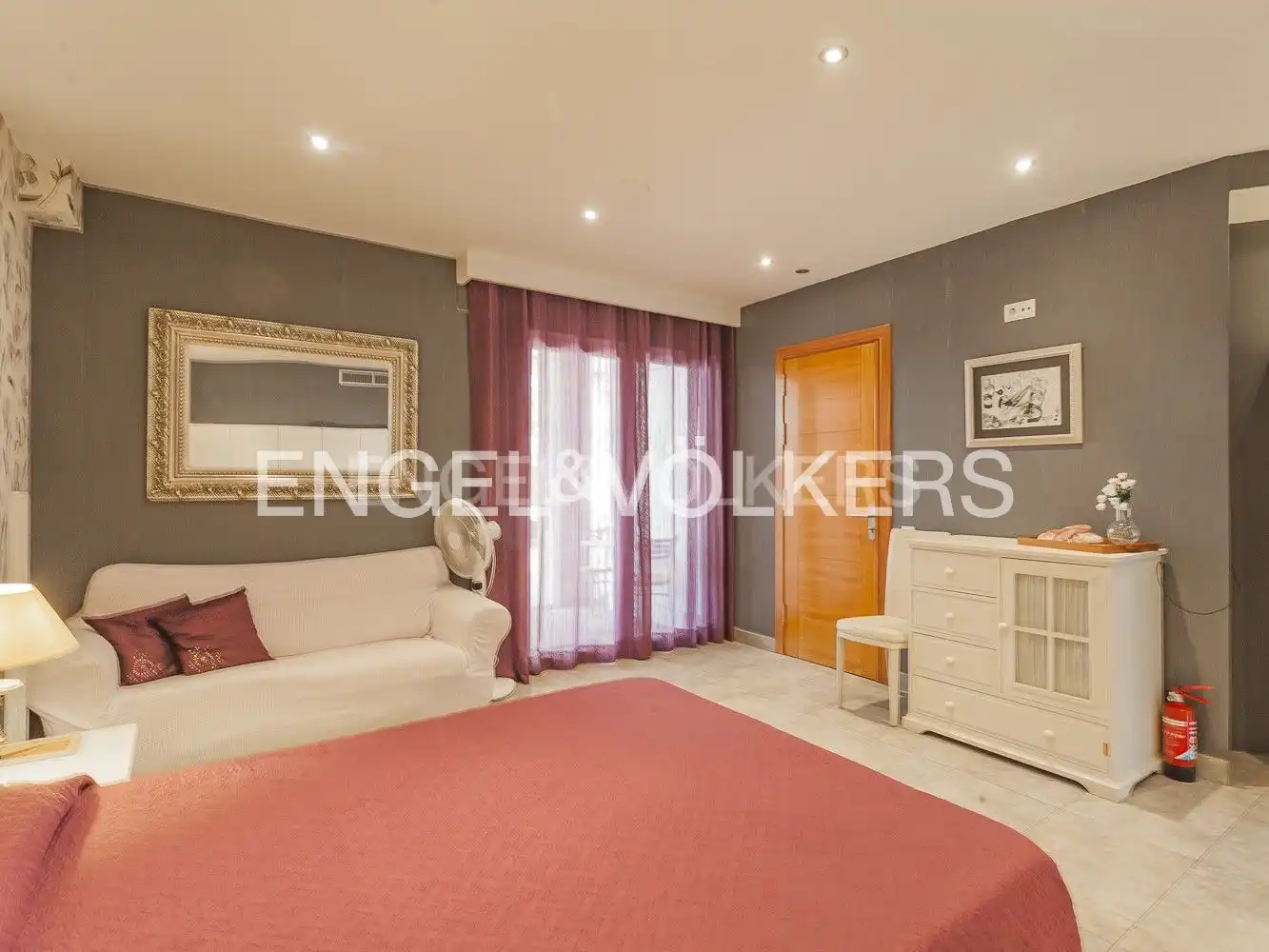 Bedroom of Detached homes for sale in Cerdanyola del Vallès  with Air Conditioner, Heating and Private garden