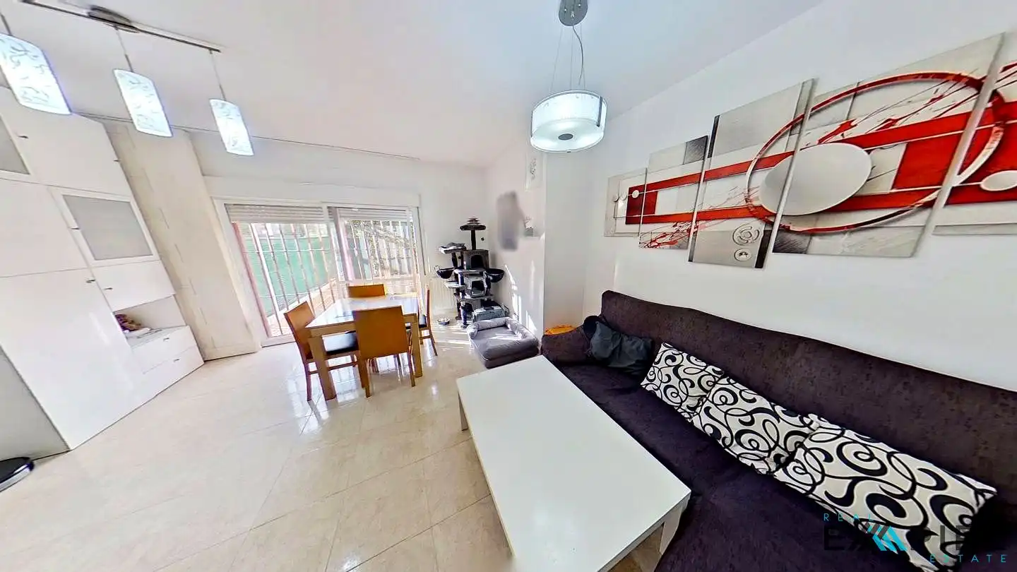 Wohnzimmer von Erdgeschoss zum Verkauf in Parla mit Heizung, Terrasse und Abstellraum