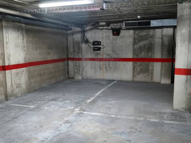 Garaje en Venta en Carrer del Doctor Trueta, 56 en La Vila Olímpica del Poblenou