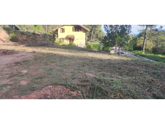 Terreno residencial en Venta en Calle Francisca Salles en Castellnou de Bages