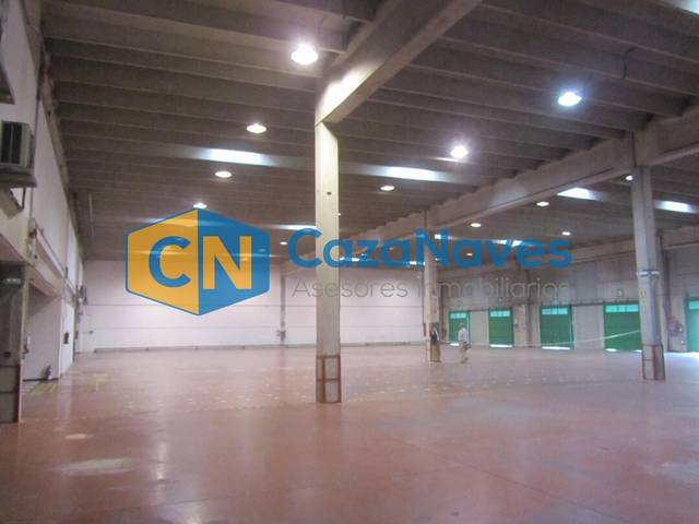 Nave industrial en Alquiler en Barrio de la Estación