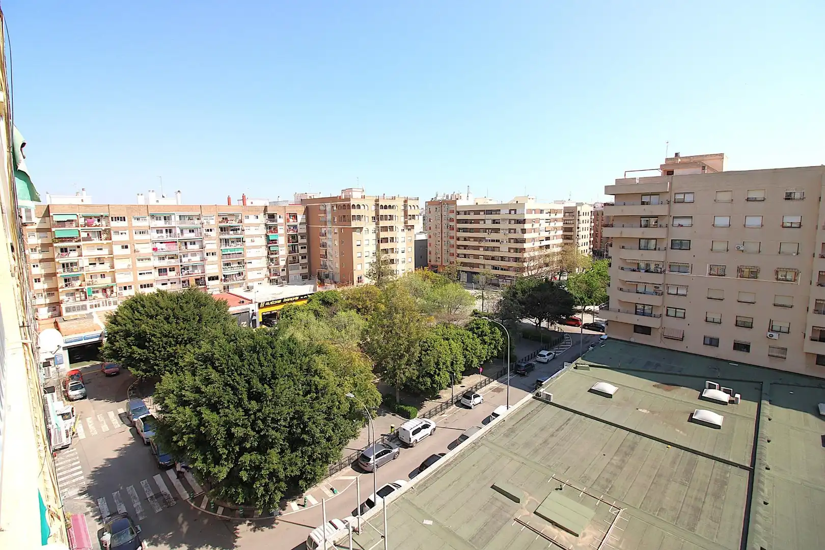 Vista exterior de Piso en venta en Valencia con Aire acondicionado y Balcón