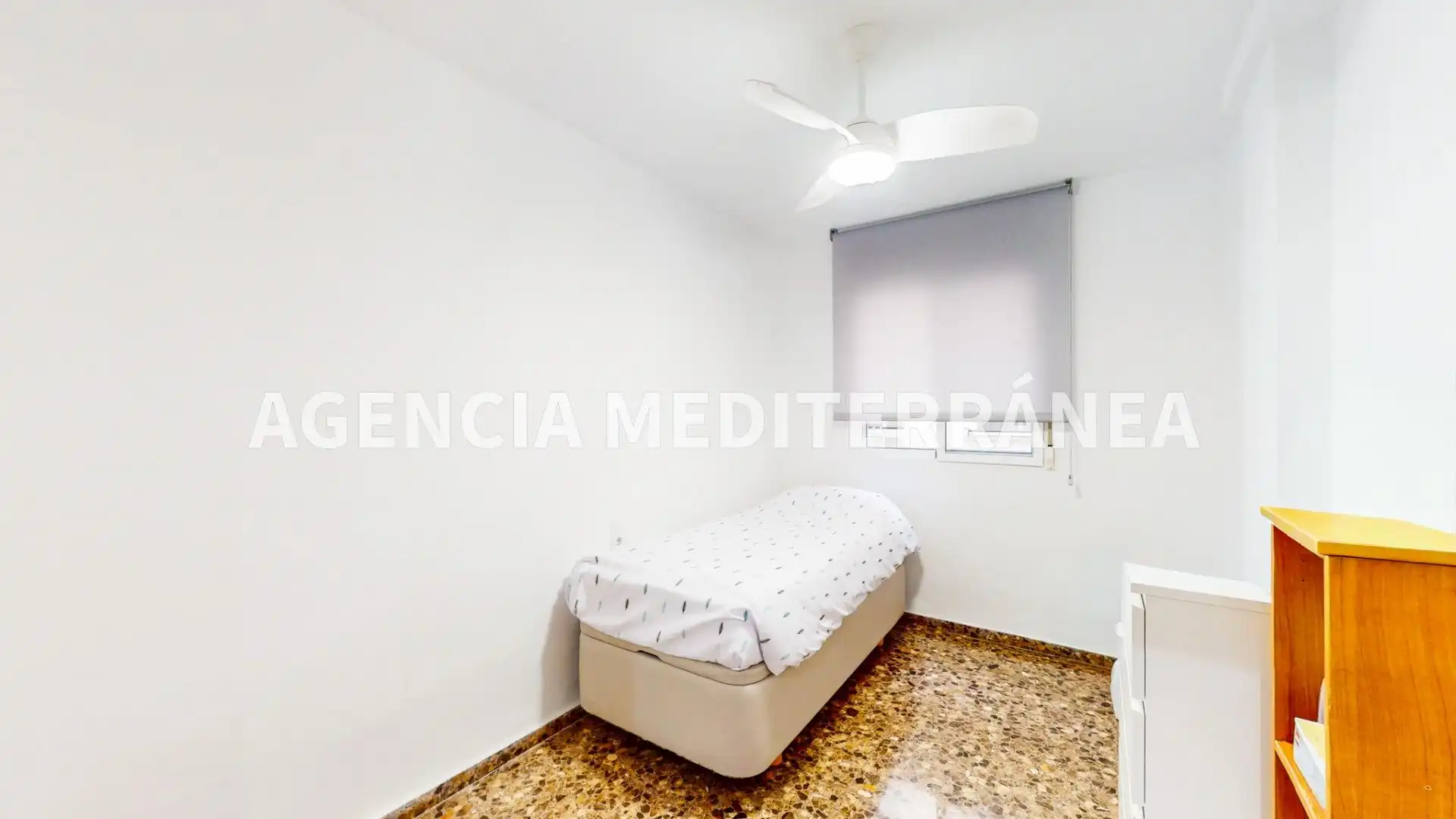 Habitación de Piso en venta en Valencia con Aire acondicionado, Trastero y Balcón