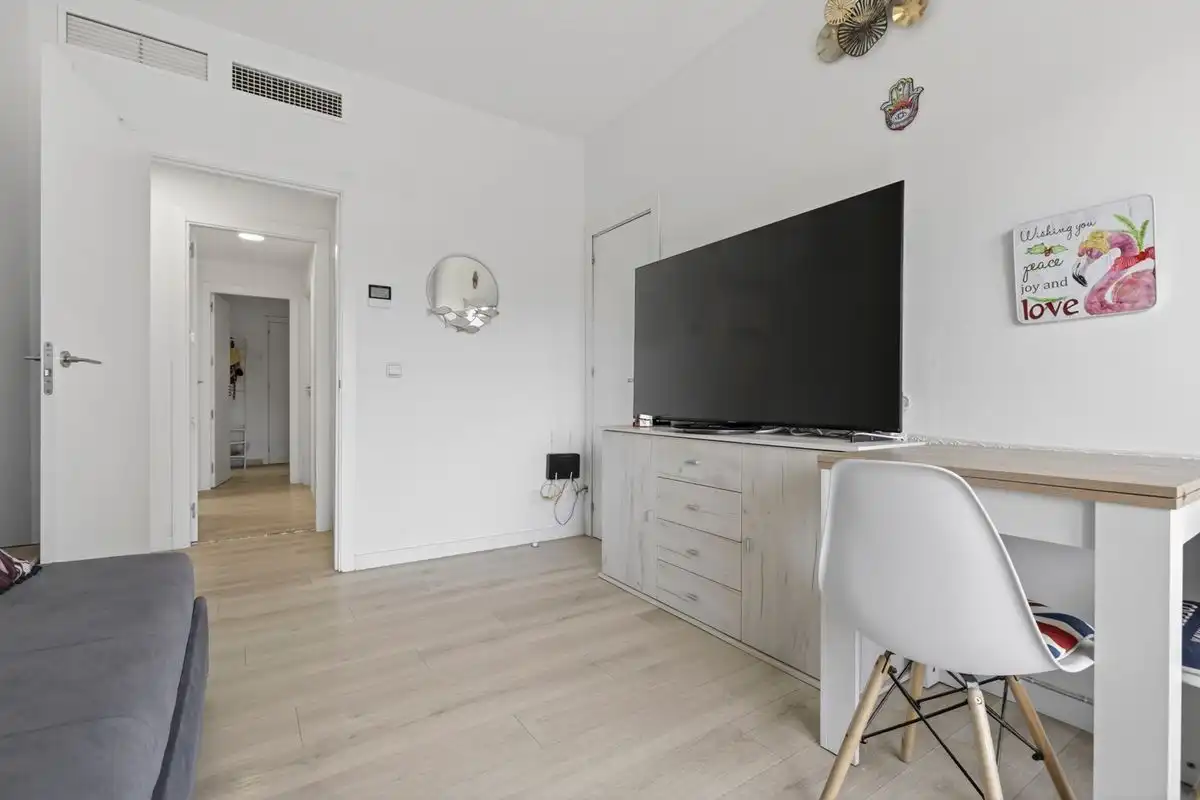 Sala d'estar de Pis en venda en Sevilla amb Aire condicionat, Calefacció i Jardí privat