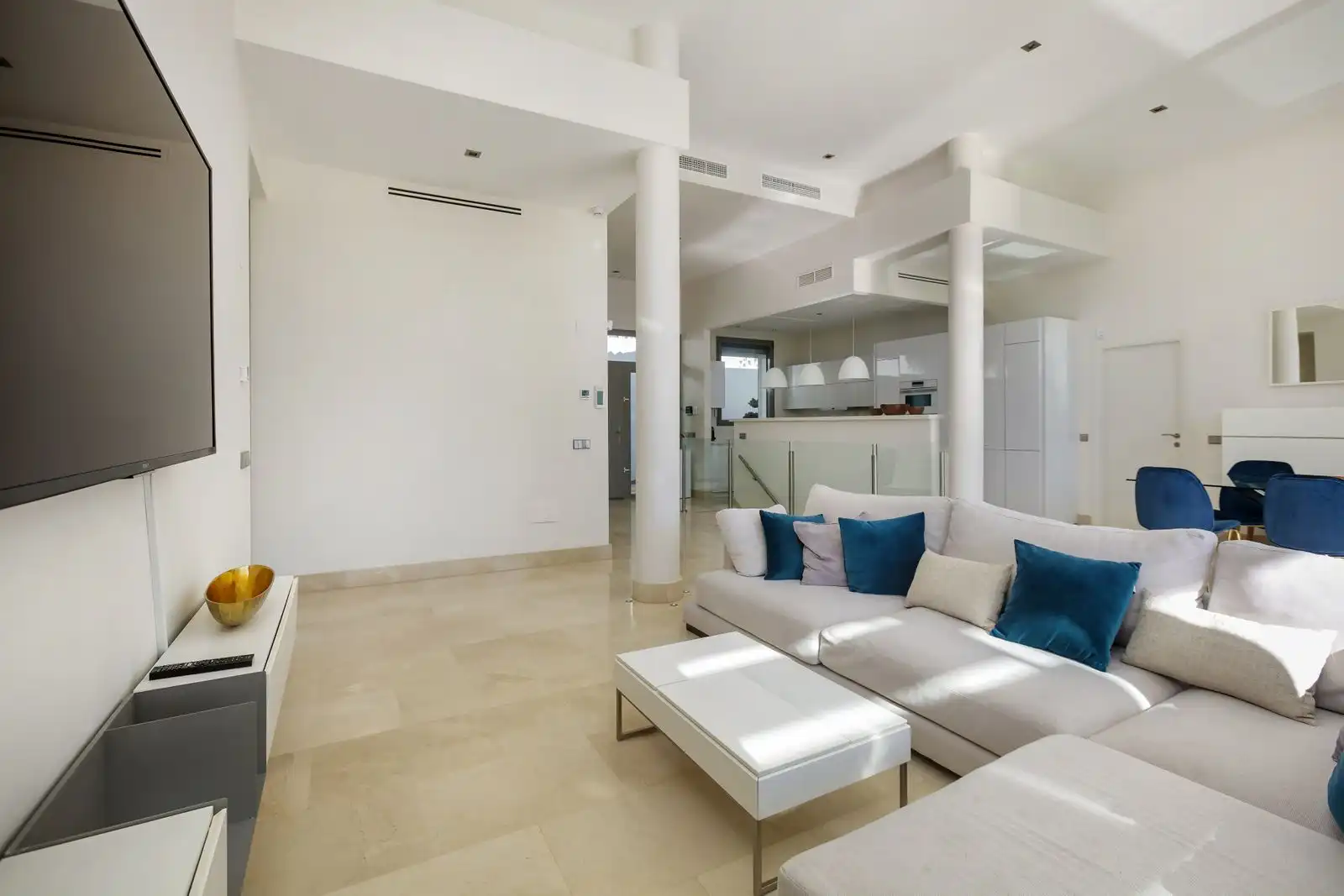 Villa mit Pool zur Miete in Avenida Tomás Pascual 22, imagen 4