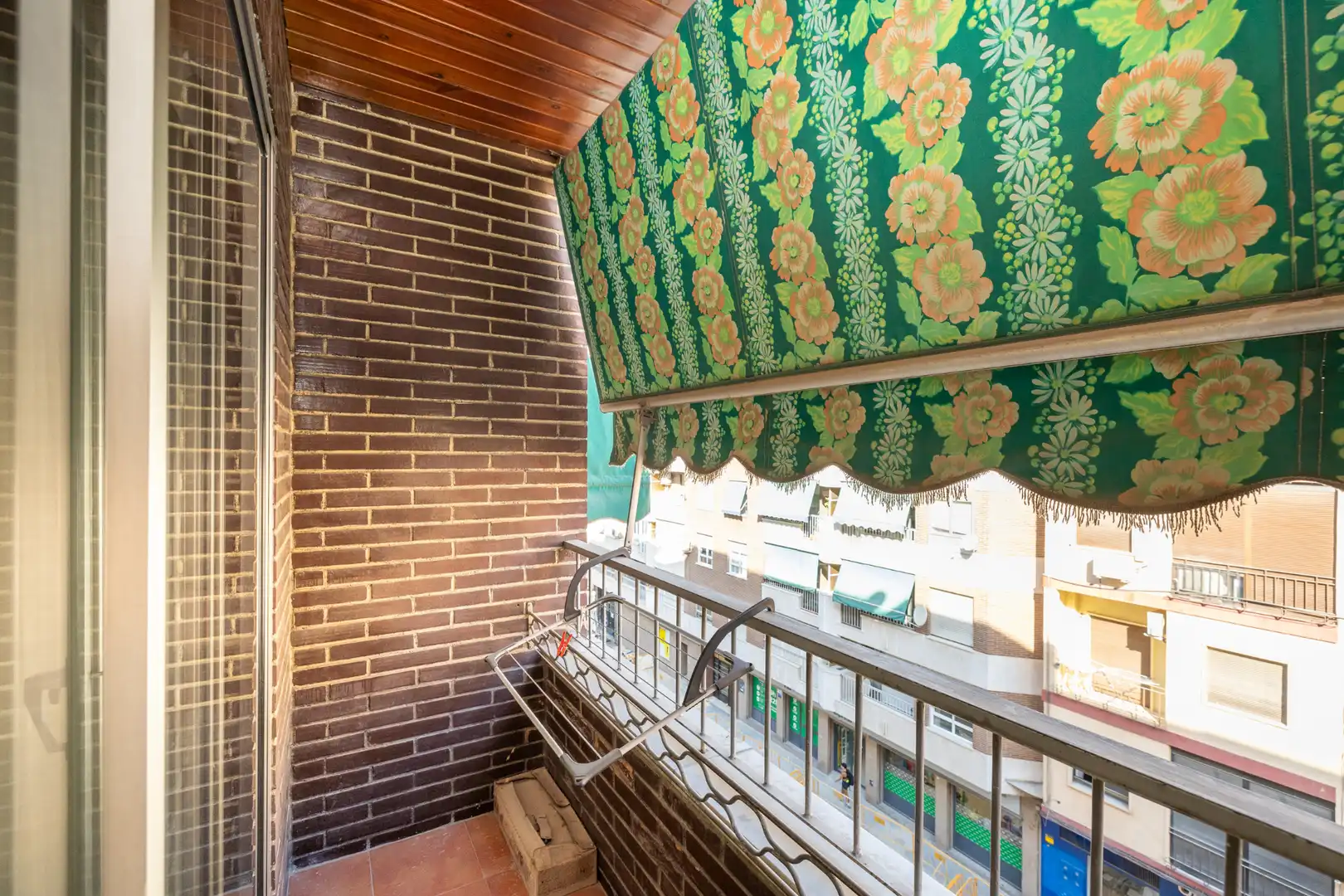 Wohnung zur Miete in Calle Emperatriz Eugenia, Camino de Ronda