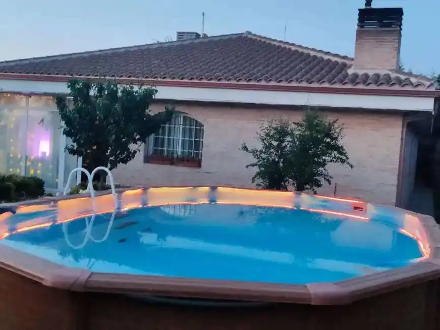 Xalet amb piscina en venda a Mejorada del Campo