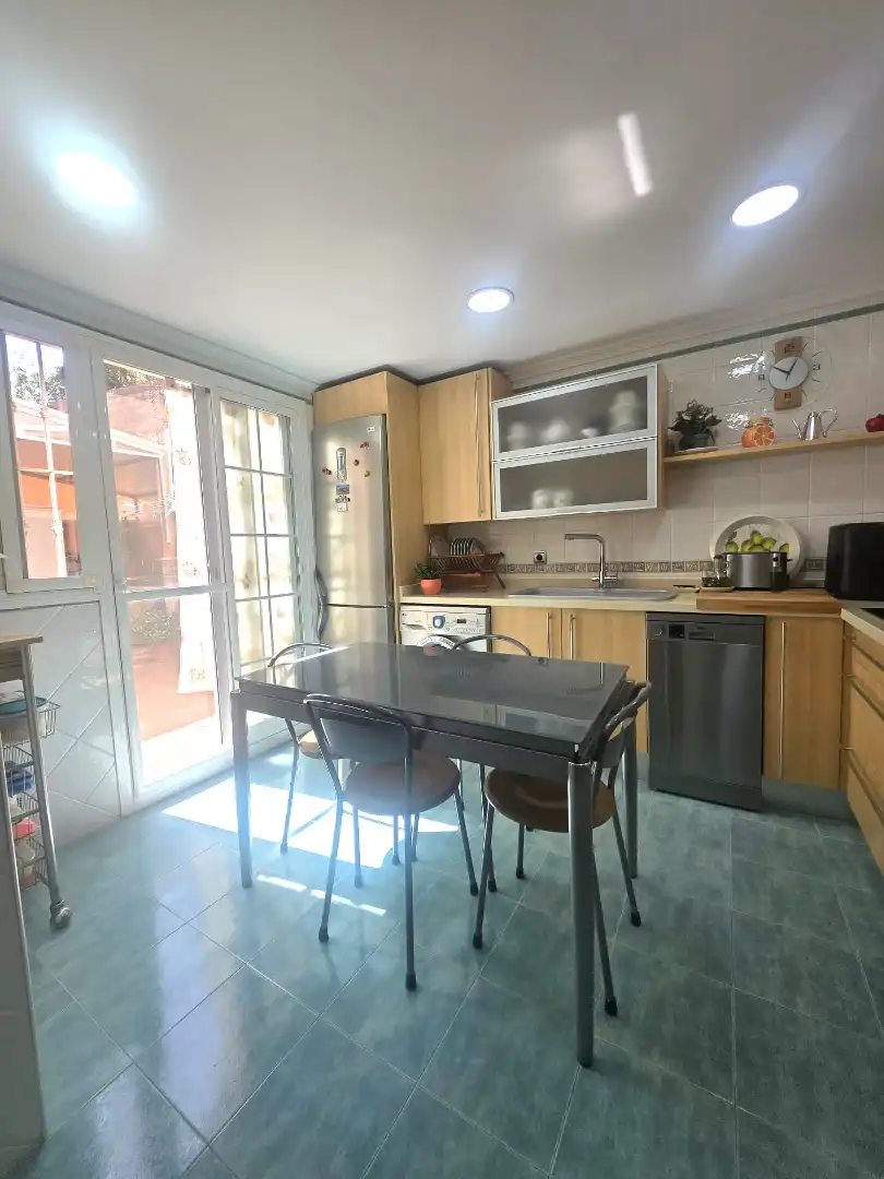 Kitchen of Flat for sale in Rincón de la Victoria  with Air Conditioner, Terrace and Storage room