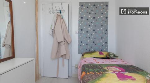 Photo 3 of Flat to share in Lucero, Madrid