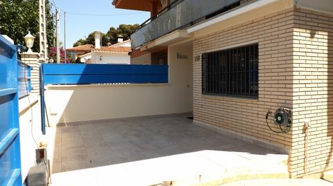 Foto 4 de Casa adosada en venda a Carrer de Finlàndia, Segur de Calafell, Tarragona