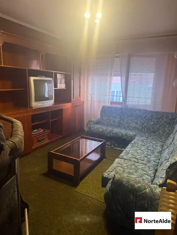 Sala de estar de Piso en venta en Bilbao  con Calefacción y Balcón