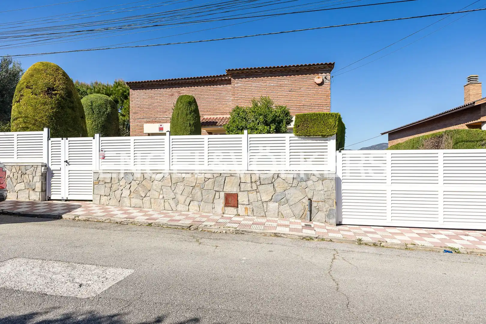 Vista exterior de Casa o chalet en venta en Esparreguera con Aire acondicionado, Calefacción y Jardín privado