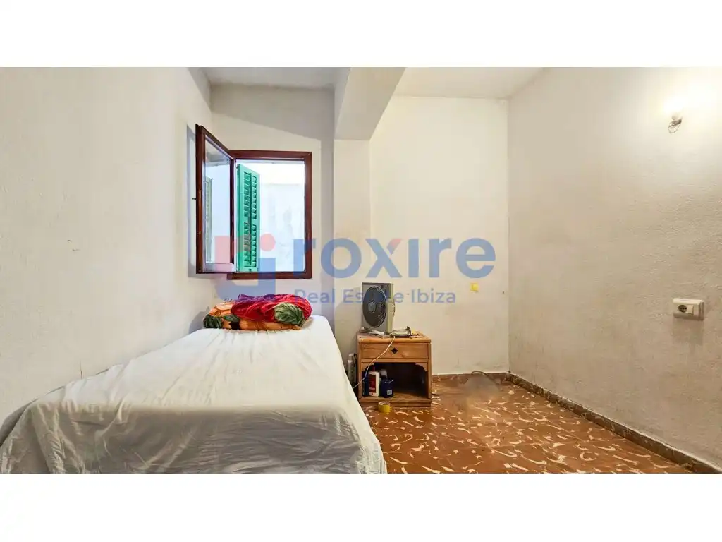 Habitación de Piso en venta en Sant Antoni de Portmany con Lavadora y Balcón