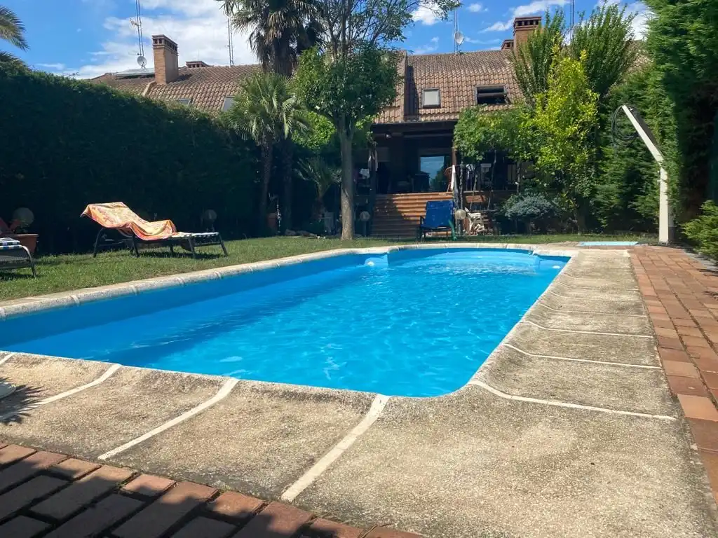 Adossat amb piscina en venda a Calle Doctor Fleming, imagen 52