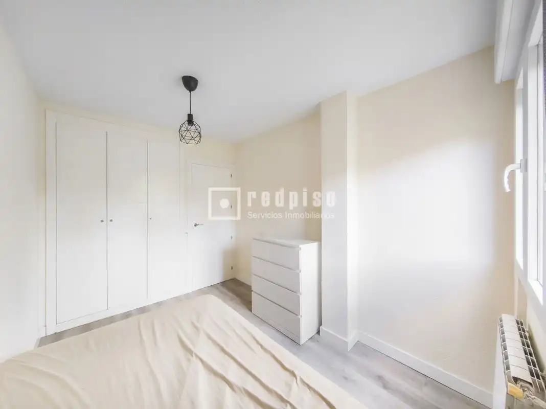 Habitación de Piso en venta en Rivas-Vaciamadrid con Aire acondicionado, Calefacción y Jardín privado
