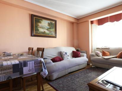 Living room of Flat for sale in  Madrid Capital  with Heating and Storage room