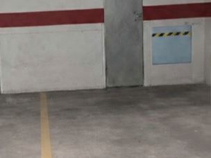 Parkplatz von Garage zum Verkauf in Úbeda