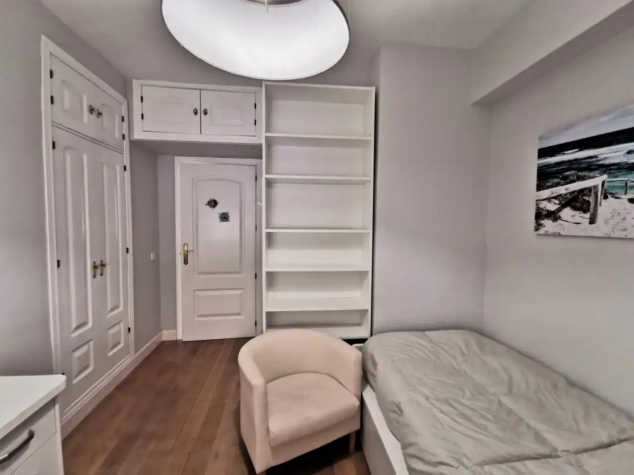Bedroom of Apartments for rent in Madrid  with Air Conditioner, Heating and Storage room