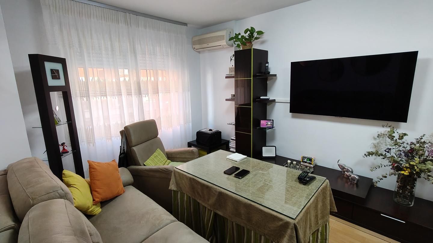 Piso en venta en Santa Rosa - Valdeolleros, Norte-Sierra