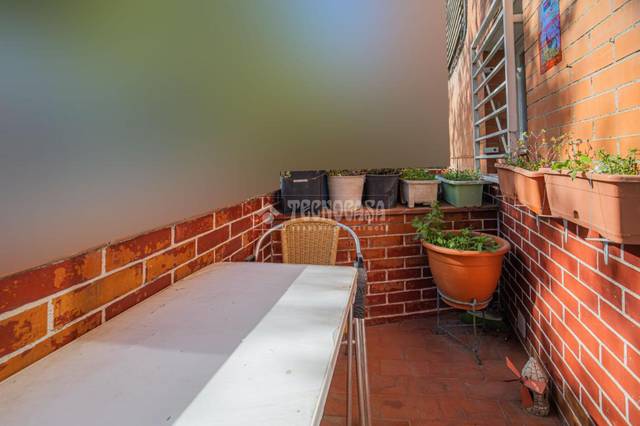 Piso en Venta en Vallbona