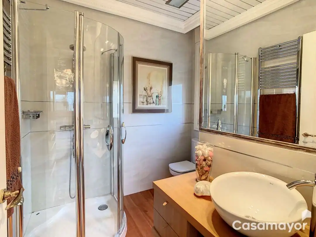 Baño de Casa o chalet en venta en Mutxamel con Aire acondicionado, Calefacción y Jardín privado