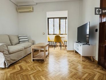 Appartamento in affitto a Usera