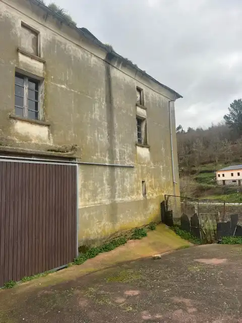Vista exterior de Finca rústica en venda en Grandas de Salime amb Jardí privat i Balcó