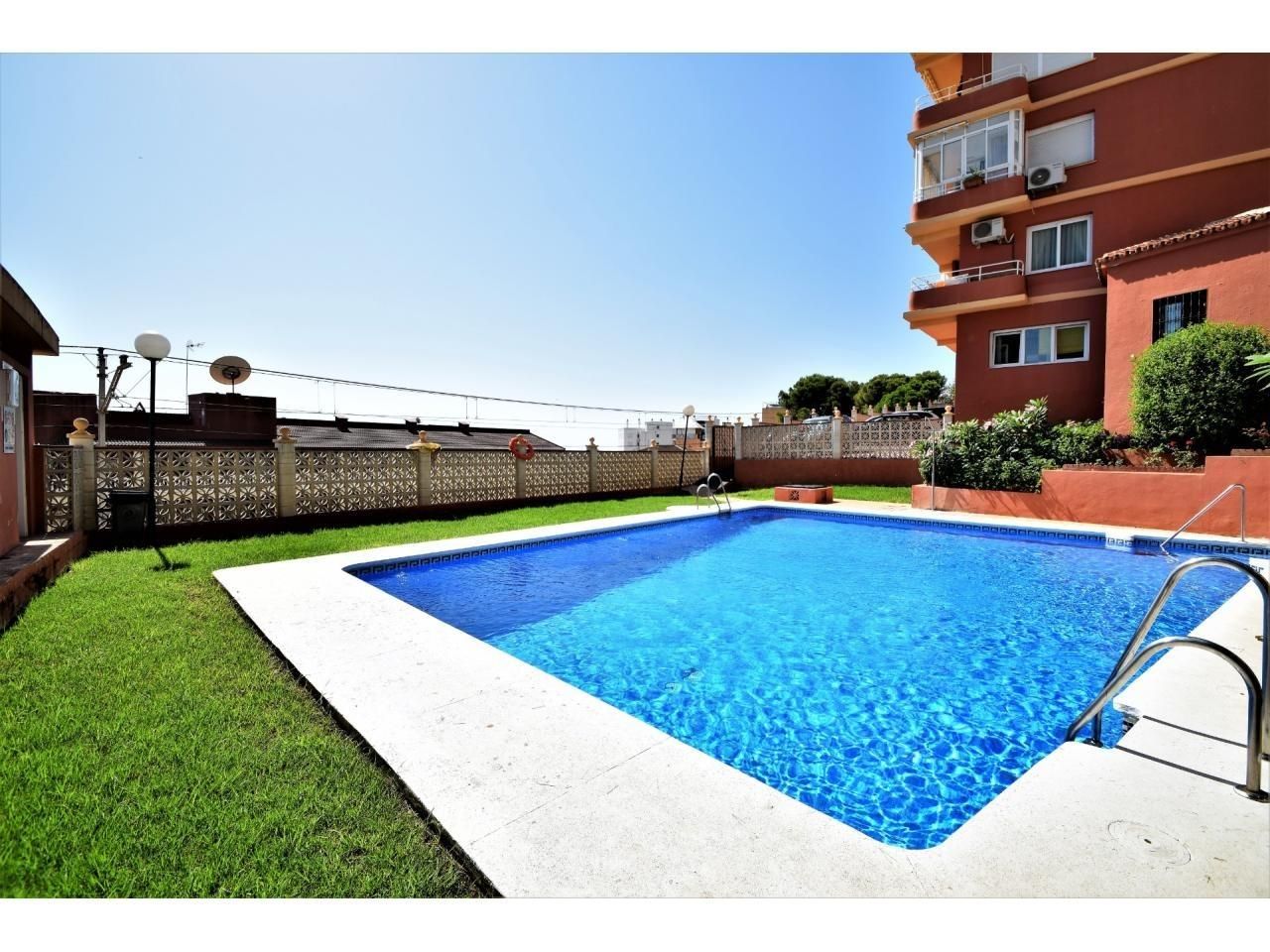 Swimming pool of Study for sale in Alhaurín de la Torre  with Air Conditioner and Community pool