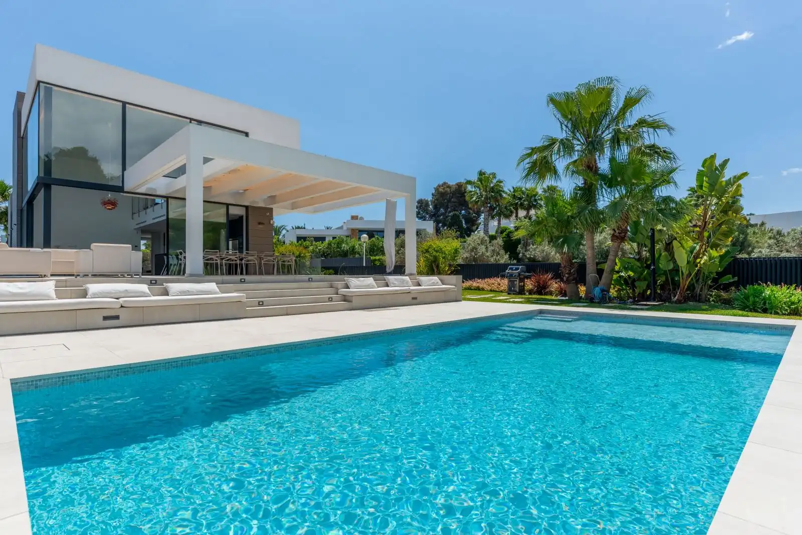 Swimming pool of Houses for sale in Jávea / Xàbia  with Air Conditioner, Heating and Private garden