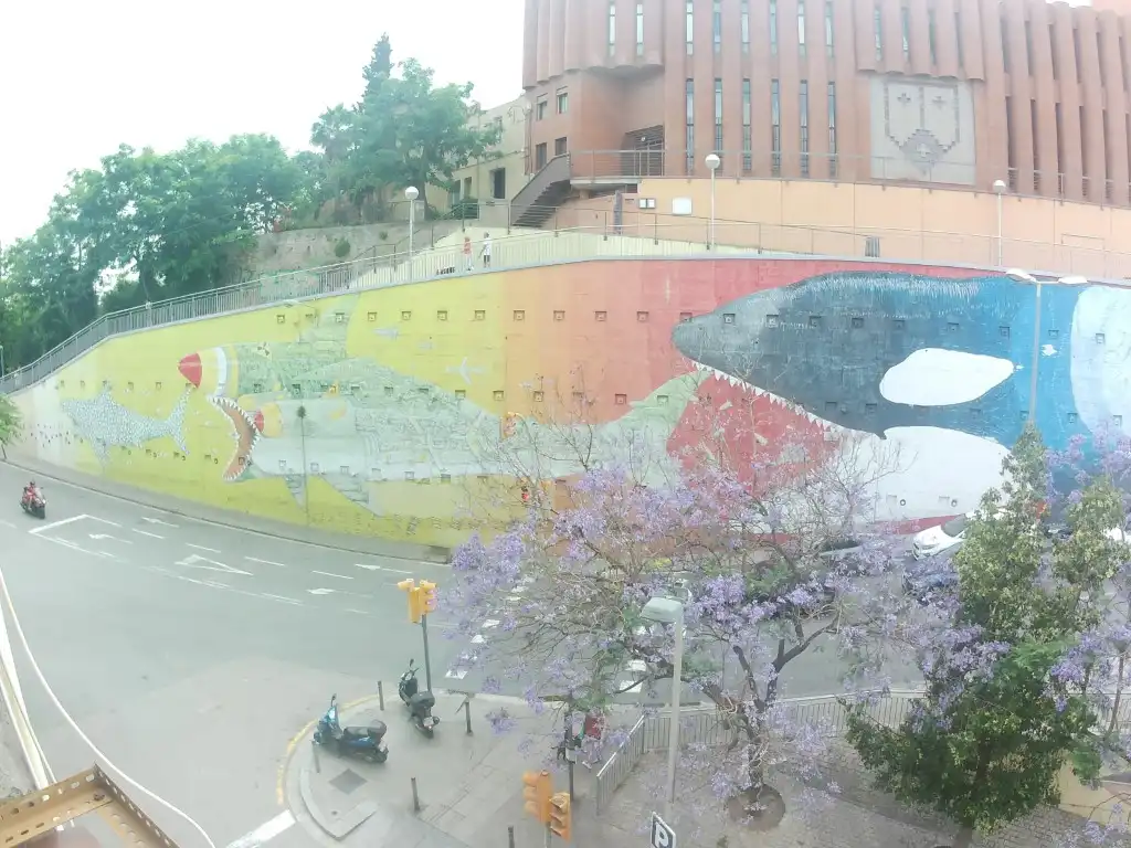 Vista exterior de Piso en venta en Barcelona