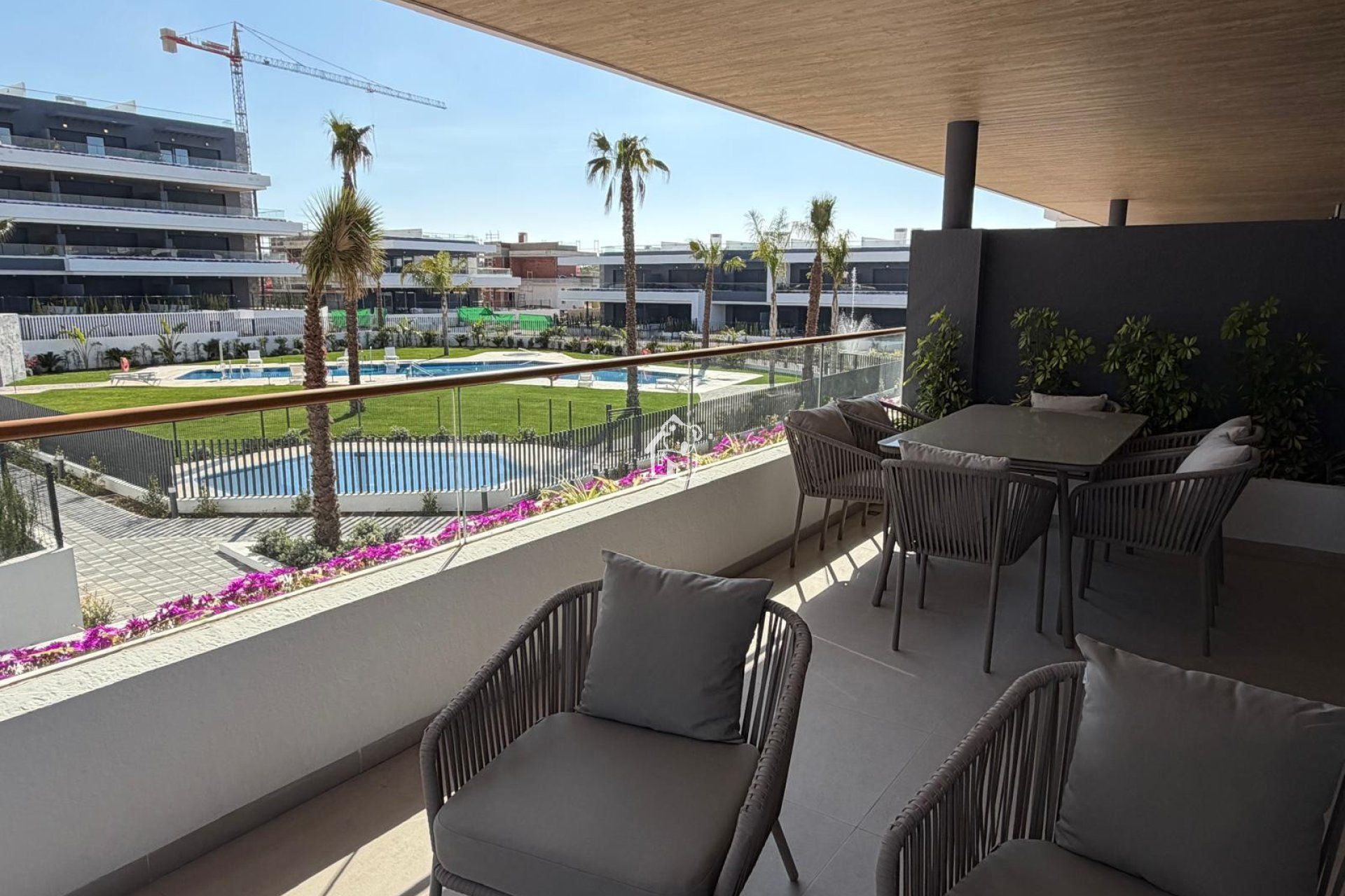 Terrassa de Apartament de lloguer en Torrevieja amb Aire condicionat, Terrassa i Piscina