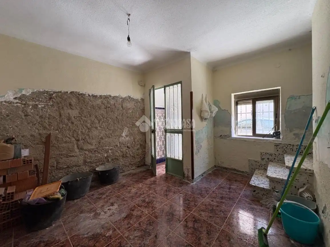 Semi-detached house for sale in San Felipe - El Almendral - La Merced, imagen 2