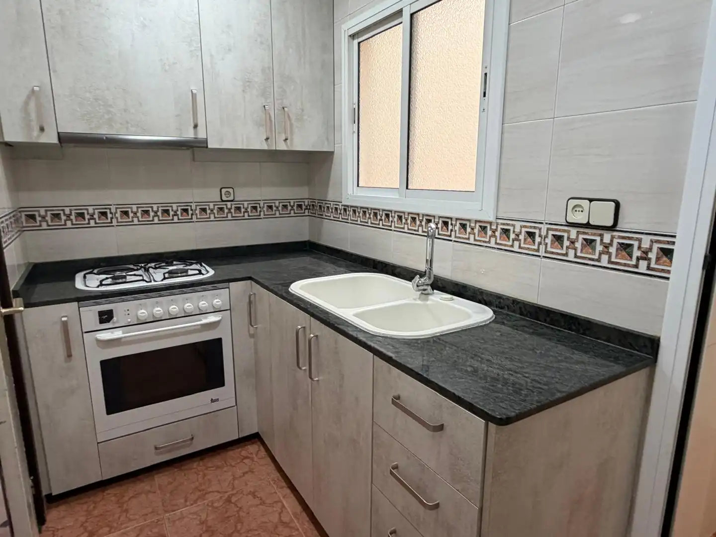 Kitchen of Flat for sale in Barcelona  with Heating and Balcony