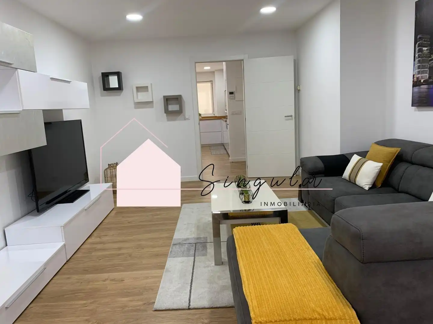 Wohnzimmer von Wohnung zur Miete in O Porriño   mit Möbliert