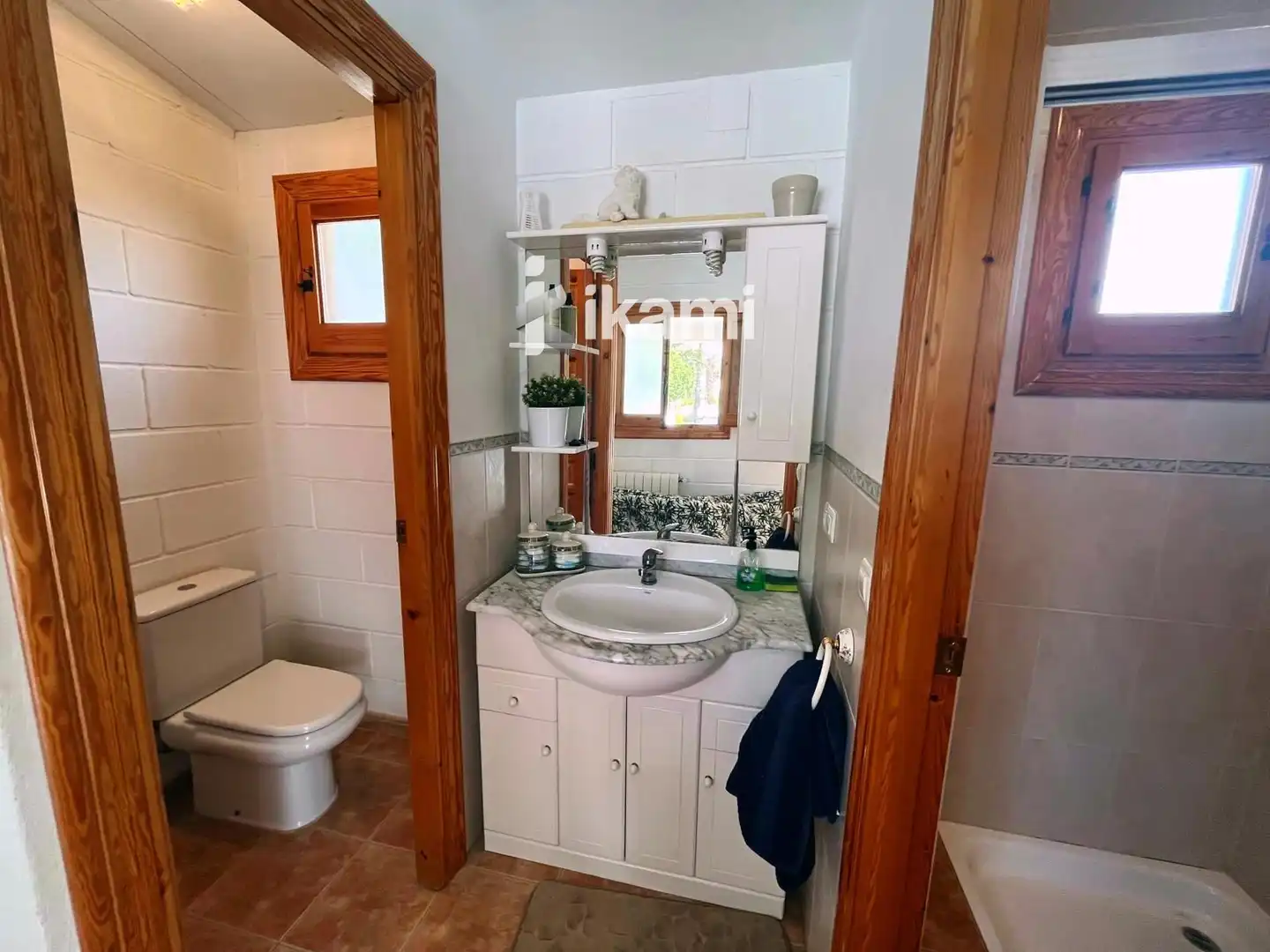 Baño de Casa o chalet en venta en Elda con Calefacción, Trastero y Piscina