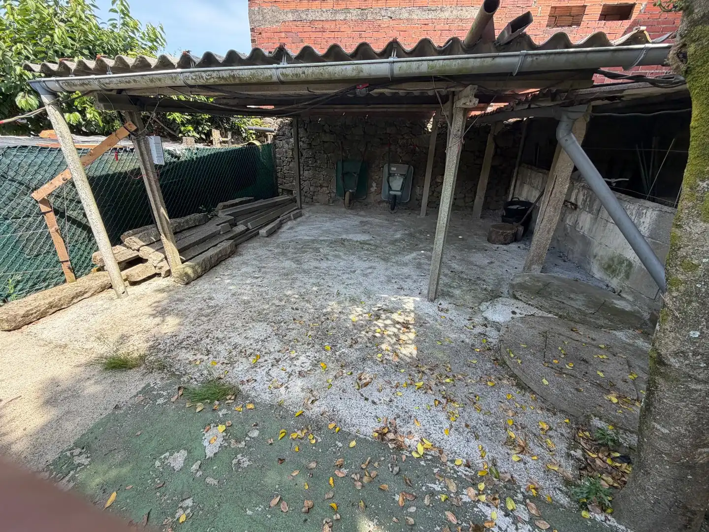 Casa adosada en venda en Boiro amb Calefacció, Jardí privat i Terrassa