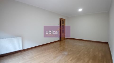 Foto 2 de Piso en venta en Salceda de Caselas, Pontevedra