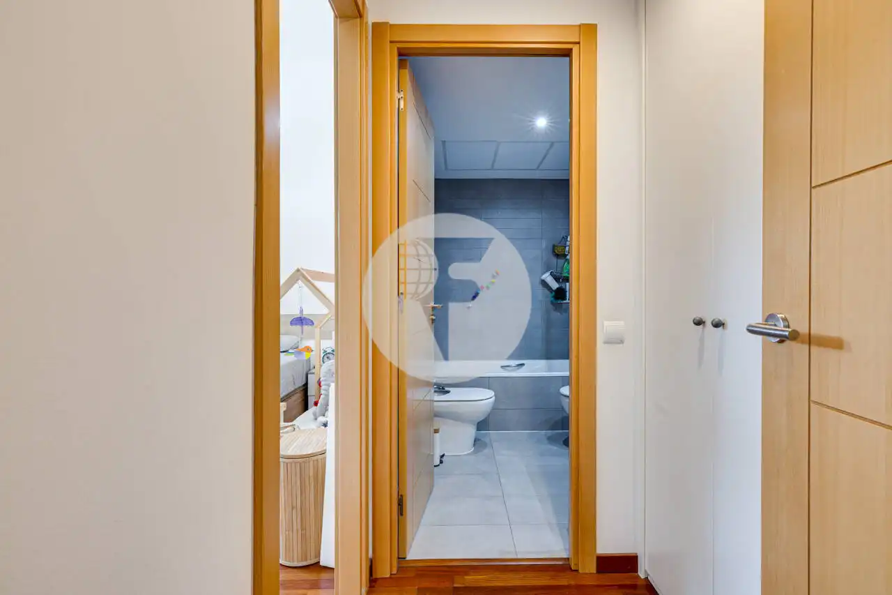 Baño de Planta baja en venta en Barcelona con Aire acondicionado y Trastero