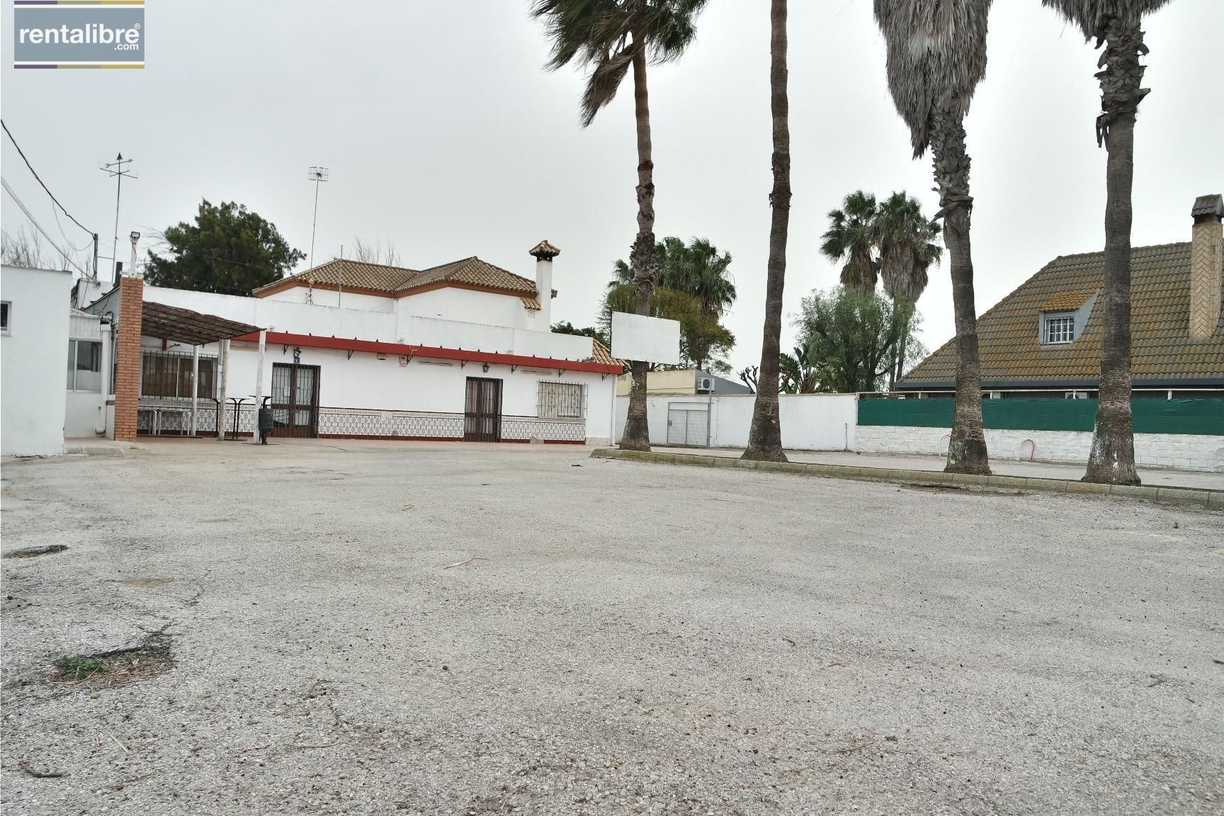 Exterior view of Country house for sale in Sanlúcar de Barrameda  with Air Conditioner, Heating and Private garden