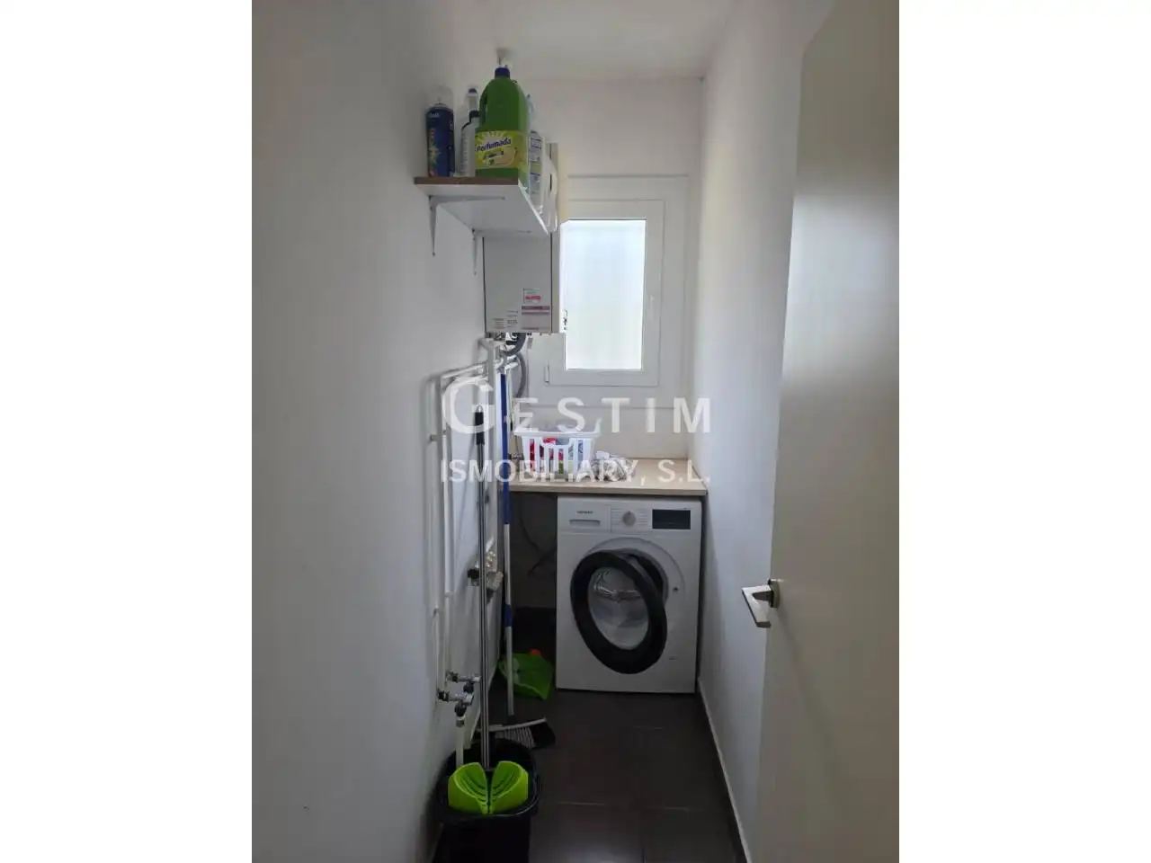 Habitación de Piso en venta en Vic con Calefacción, Trastero y Balcón