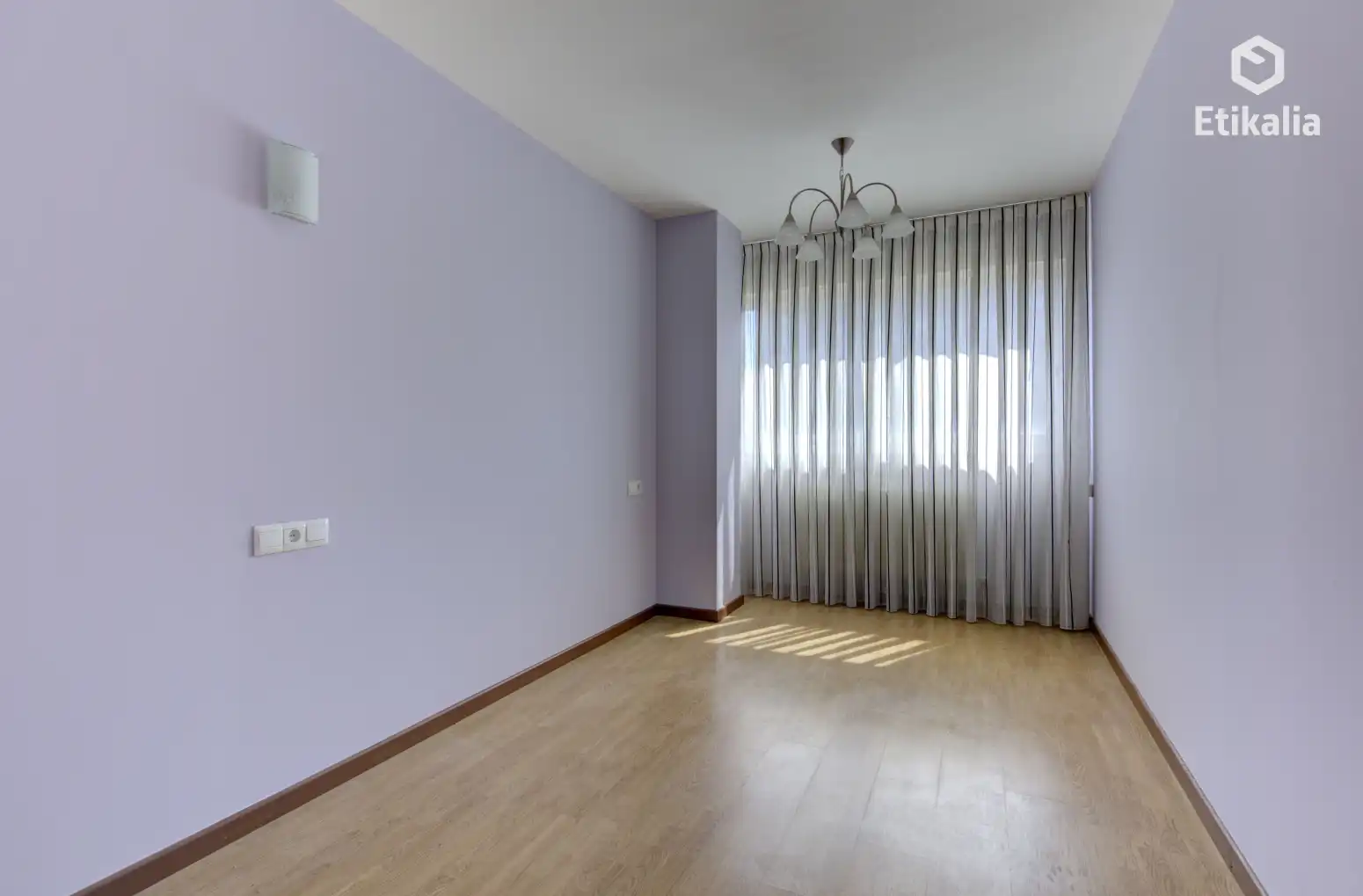 Habitación de Piso en venta en Vitoria - Gasteiz con Calefacción y Trastero