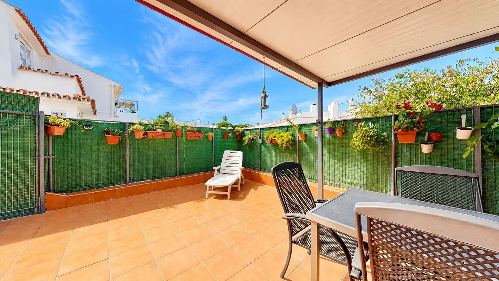 Terraza de Casa adosada en venta en Estepona con Piscina comunitaria