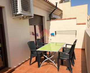 Attic to rent in Juzgados - La Feria