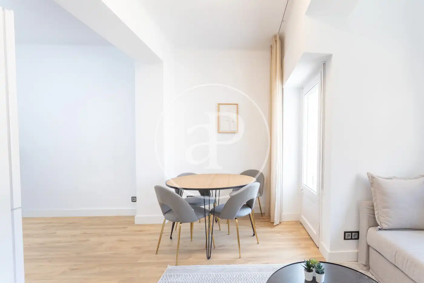 Flat for rent in Carrer de la Marina, Fort Pienc